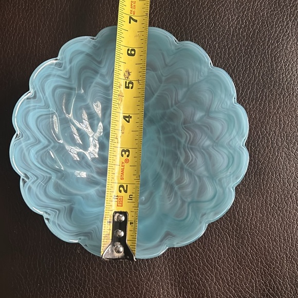 Mariposa small scallop ridge bowl - Picture 4 of 5